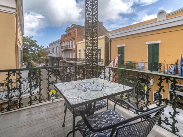 Hotel Villa Convento : photo 7 de la chambre chambre lit queen-size avec balcon