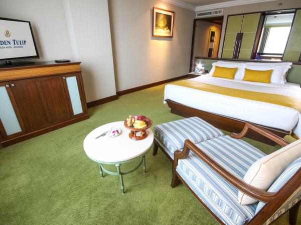 Golden Tulip Sovereign Hotel Bangkok : photo 2 de la chambre chambre lit king-size exécutive