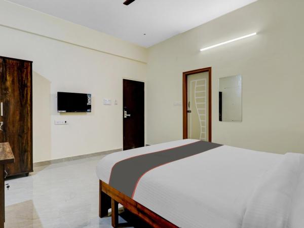 Super Hotel O 90316 Manyata Palace : photo 6 de la chambre chambre double standard