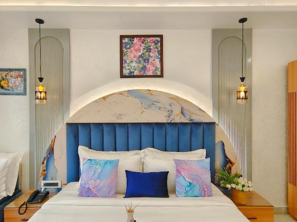 Hotel Sarang Palace - Boutique Stays : photo 6 de la chambre premier triple room with daybed