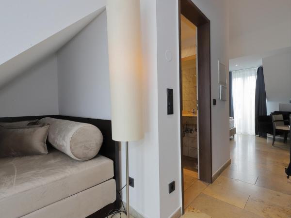 DEVIN Art Hotel : photo 4 de la chambre chambre double standard