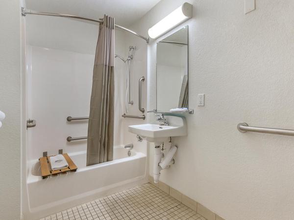 Motel 6-Phoenix, AZ - North Bell Road : photo 4 de la chambre chambre double deluxe