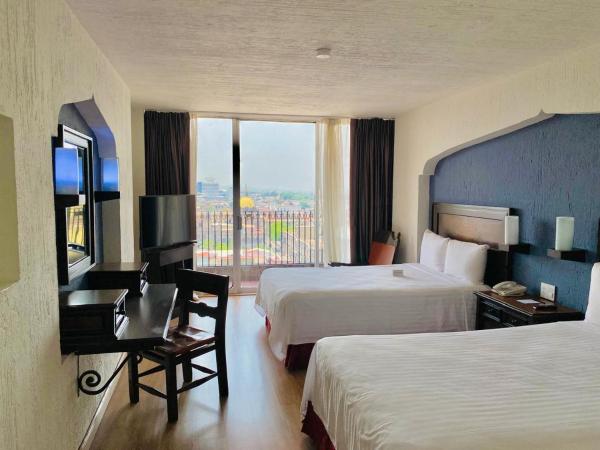 Hotel Fenix : photo 5 de la chambre chambre lits jumeaux supérieure