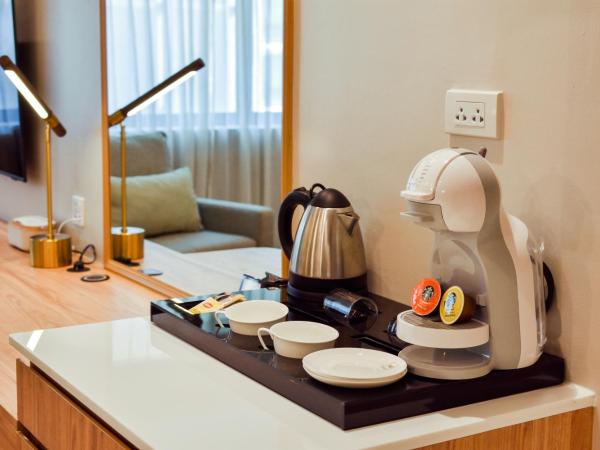 THEE Bangkok by TH District : photo 6 de la chambre chambre deluxe double ou lits jumeaux