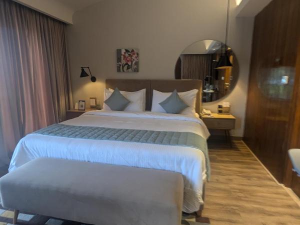 Fortune Beach Resort ECR, Chennai - Member ITC'S Hotel Group : photo 3 de la chambre chambre lit king-size - vue sur mer