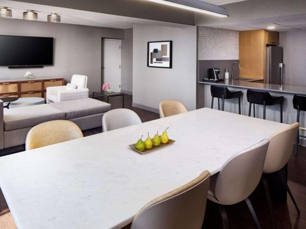 Hyatt Regency Columbus : photo 2 de la chambre suite 1 chambre lit king-size