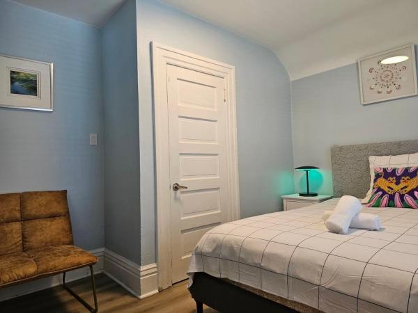 Winnipeg Holiday : photo 4 de la chambre suite lit queen-size