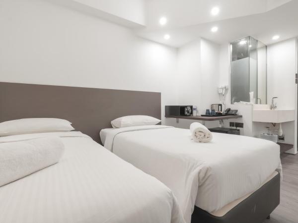 Lion Peak Hotel Dickson : photo 2 de la chambre  deluxe twin, no window