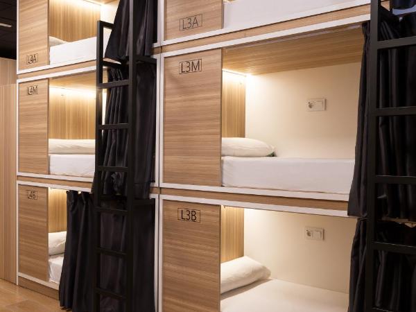 Hostal Siesta & Go Nuevos Ministerios : photo 1 de la chambre lit superposé dans dortoir mixte