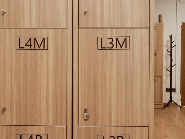 Hostal Siesta & Go Nuevos Ministerios : photo 3 de la chambre lit superposé dans dortoir mixte