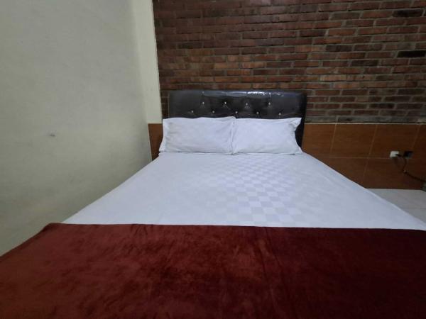OYO 94245 Alya Homestay Syariah : photo 5 de la chambre chambre double deluxe