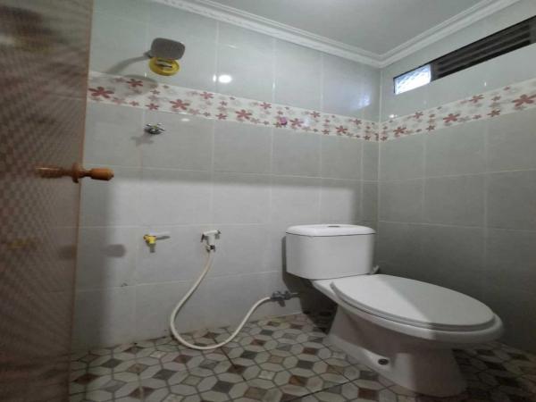 OYO 94245 Alya Homestay Syariah : photo 10 de la chambre chambre double deluxe