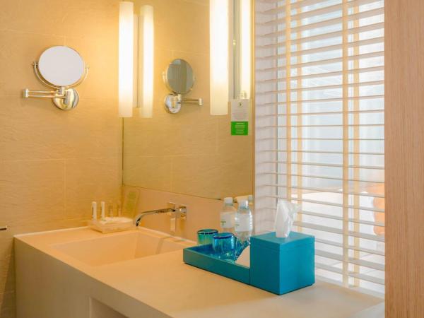 Holiday Inn Pattaya, an IHG Hotel : photo 4 de la chambre chambre standard