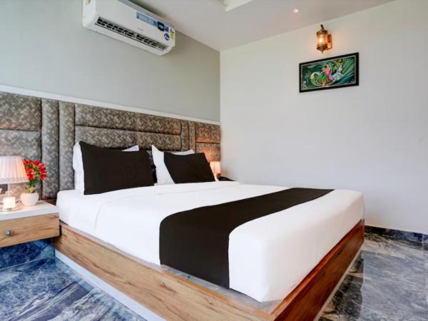 Hotel Bella In Prime Near Delhi International Airport : photo 9 de la chambre chambre lit king-size deluxe