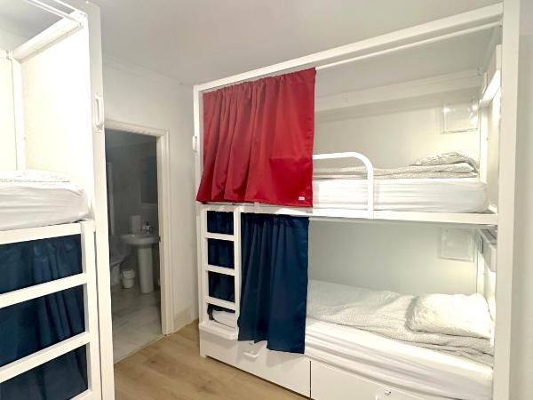 Mamre Hostel : photo 3 de la chambre lit dans un dortoir de 4 lits