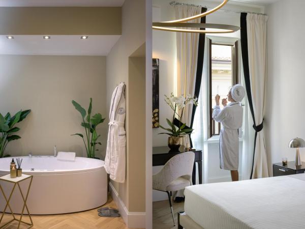 Tornabuoni Suites Collection Residenza D'Epoca : photo 5 de la chambre deluxe suite with hydromassage bathtub and shower
