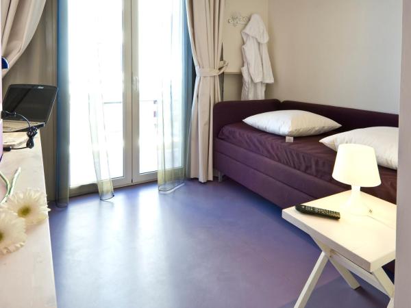 Hotel LaMorosa : photo 5 de la chambre suite junior avec balcon