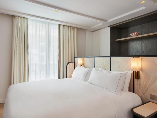 Carlton Cannes, a Regent Hotel : photo 2 de la chambre résidence 1 chambre - vue sur jardin