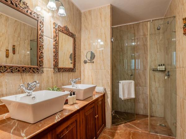 Dera Rawatsar - Heritage Hotel : photo 1 de la chambre superior double room with full day use of private car with chauffeur.