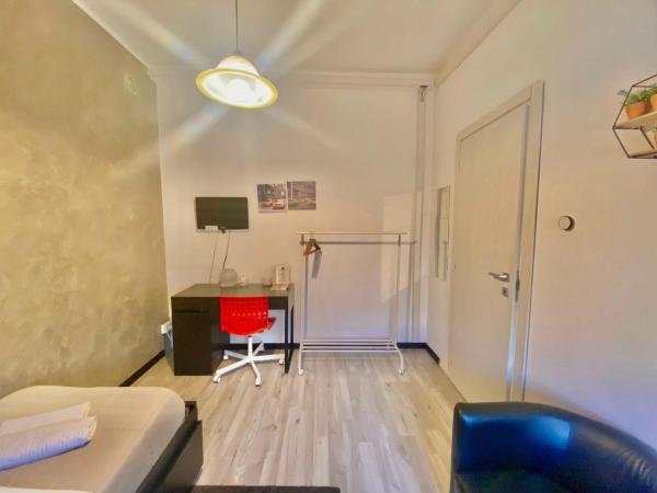 Maison Sarraj Affittacamere : photo 3 de la chambre chambre simple avec salle de bains privative