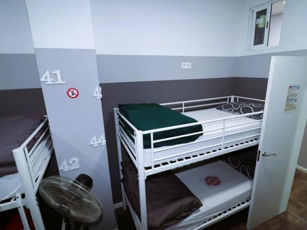 Madrid Downtown Hostel : photo 5 de la chambre lit superposé dans dortoir mixte