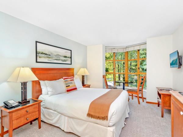 Cascade Lodge : photo 1 de la chambre chambre lit queen-size - vue sur jardin
