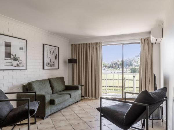 Main Beach Apartments : photo 5 de la chambre appartement 2 chambres - rez-de-chaussée