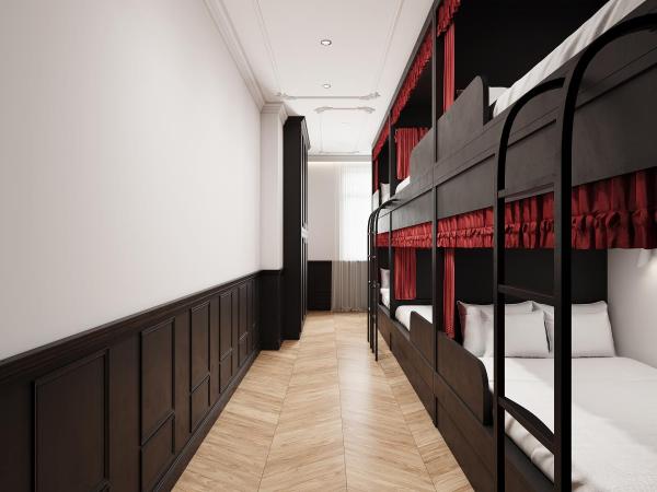 杭州拣枝而栖青年旅舍西湖文三路地铁站店 : photo 1 de la chambre lit dans dortoir pour hommes