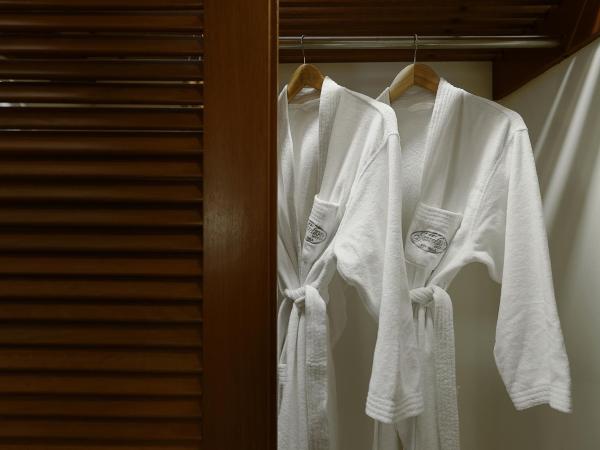 The Jesselton Hotel : photo 2 de la chambre hébergement lits jumeaux deluxe