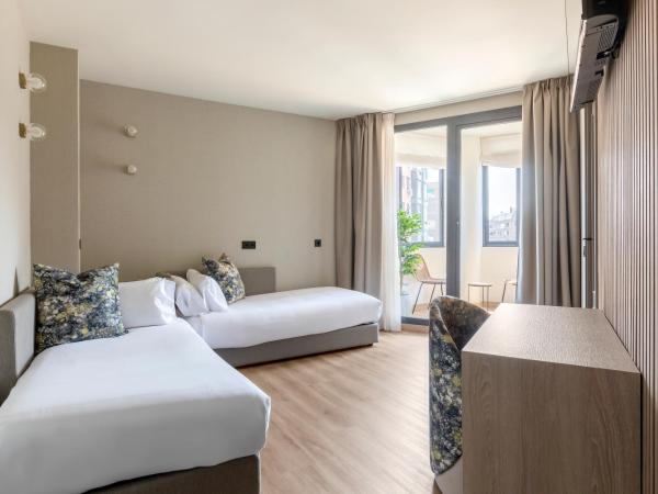 Acta Pirámides : photo 3 de la chambre chambre quadruple