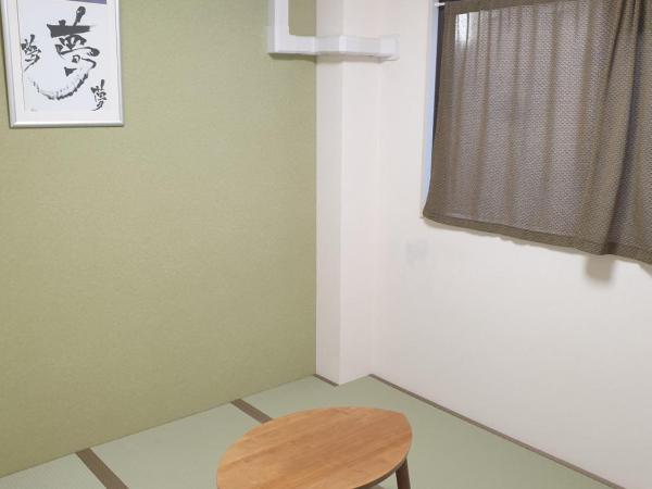 Guesthouse YOURS : photo 1 de la chambre chambre lits jumeaux standard avec salle de bains commune