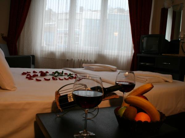 Diana Hotel : photo 3 de la chambre grande chambre simple