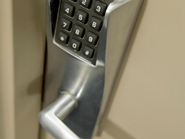 B&B HOTEL Salon de Provence : photo 6 de la chambre chambre double