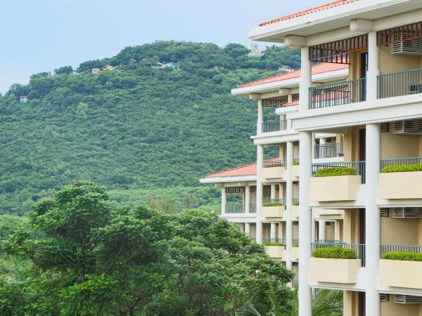 Luhuitou State Guesthouse & Resort : photo 9 de la chambre chambre lit king-size deluxe - vue sur mer