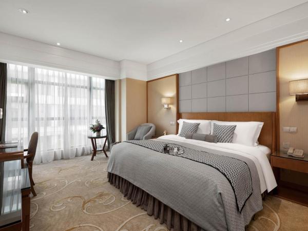 Grand Scent Hotel : photo 4 de la chambre suite deluxe avec lit king-size