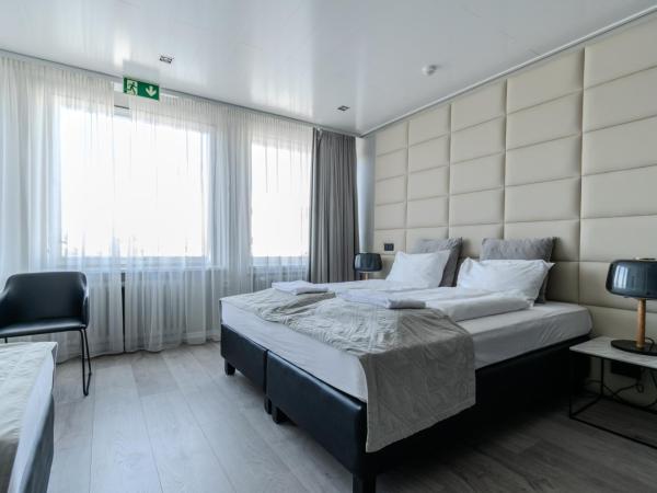 Midtown Hotel : photo 8 de la chambre chambre triple standard