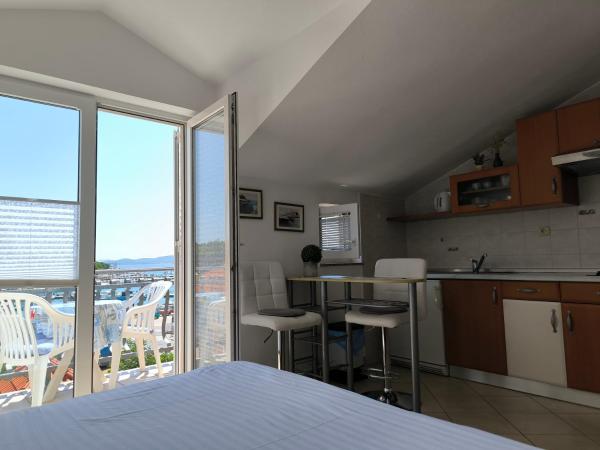 Apartments & Room Marina View : photo 7 de la chambre studio - vue sur mer