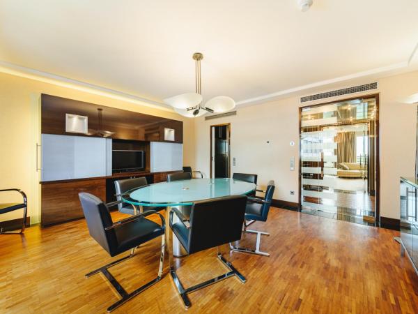 Pullman Berlin Schweizerhof : photo 7 de la chambre suite présidentielle