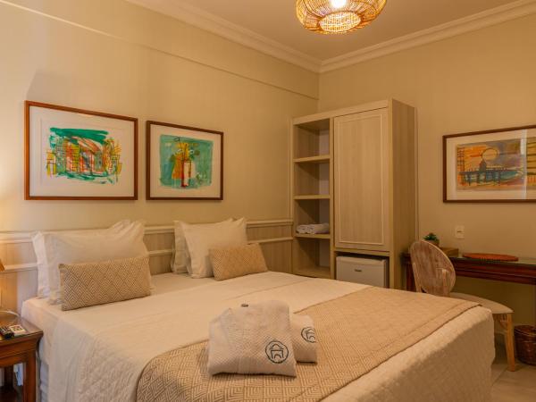 Hotel Villa Mayor Charme - fortaleza : photo 1 de la chambre chambre double de charme avec balcon - vue sur piscine