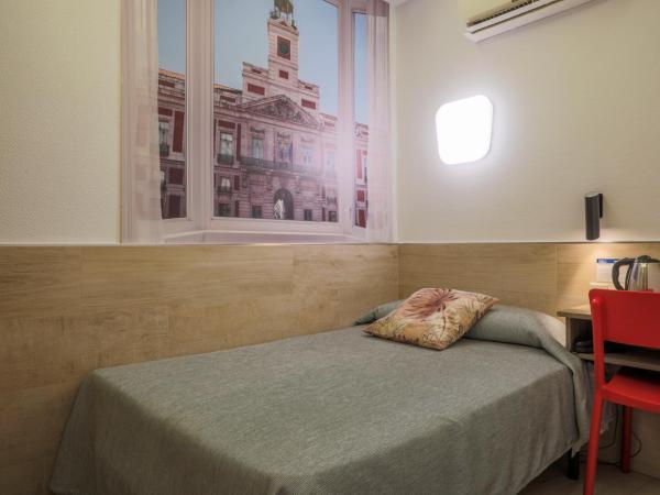 Hostal Castilla II Puerta del Sol : photo 8 de la chambre chambre simple Économique