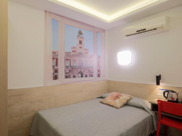 Hostal Castilla II Puerta del Sol : photo 9 de la chambre chambre simple Économique