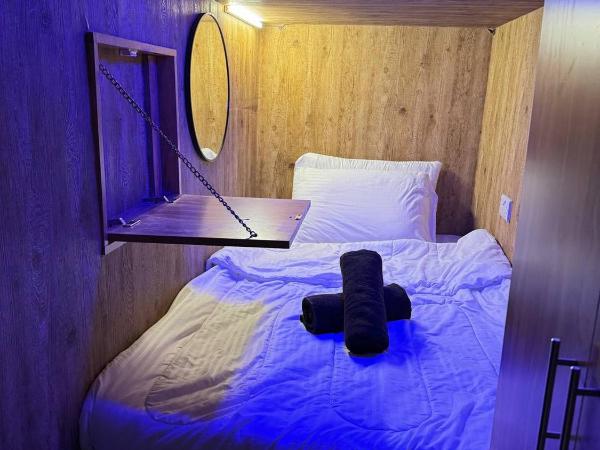 Capsule Room in Business Bay Near Downtown : photo 3 de la chambre chambre double