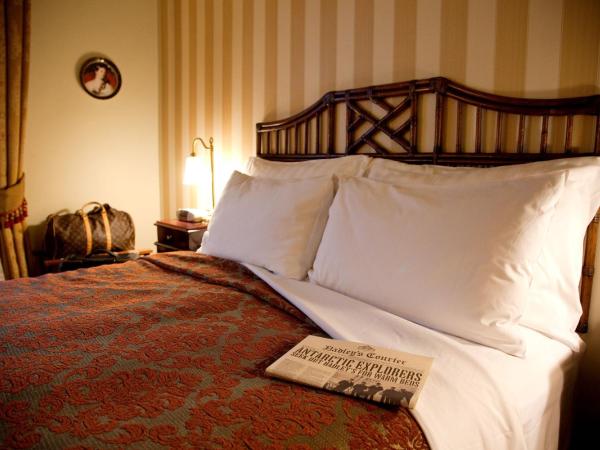Hadley's Orient Hotel : photo 1 de la chambre hotel room + book parking for only $5