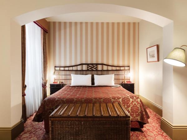 Hadley's Orient Hotel : photo 2 de la chambre hotel room + book parking for only $5