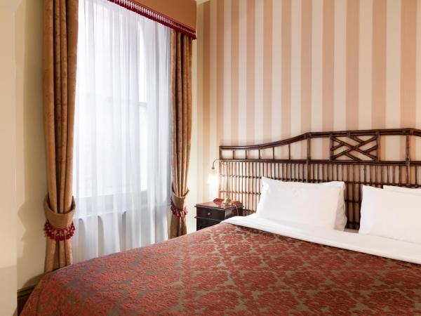 Hadley's Orient Hotel : photo 3 de la chambre hotel room + book parking for only $5