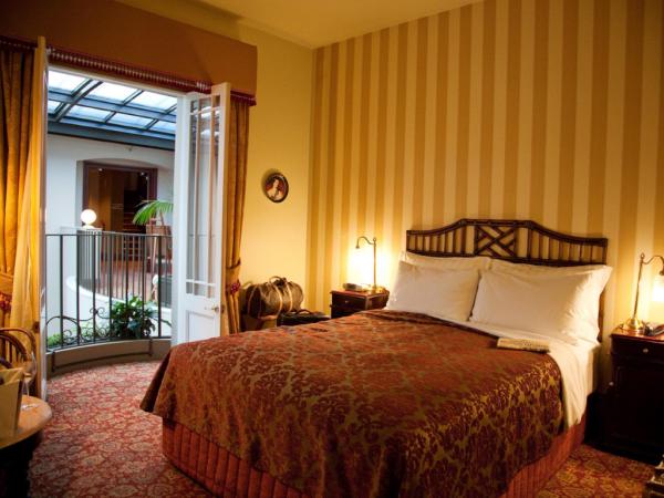 Hadley's Orient Hotel : photo 1 de la chambre superior room + book parking for only $5