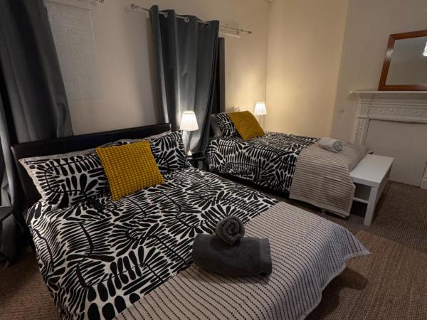 House in Antrim road : photo 2 de la chambre chambre triple confort