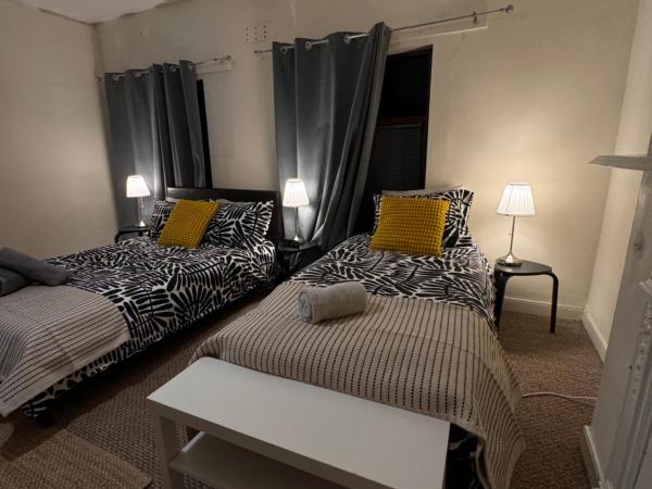 House in Antrim road : photo 6 de la chambre chambre triple confort