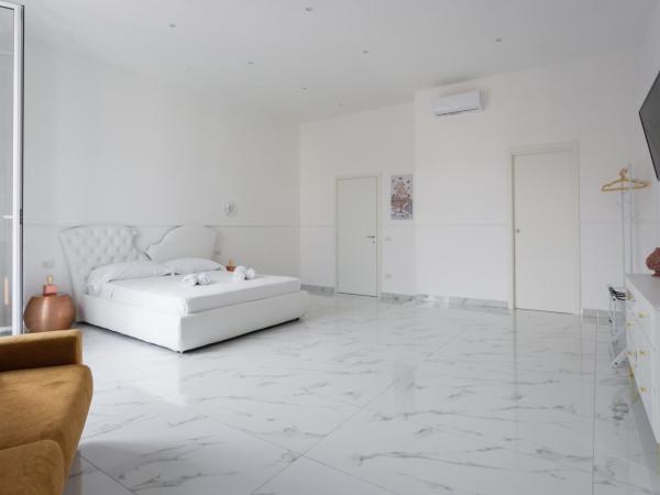 Golden Suites by Dimorra : photo 2 de la chambre chambre quadruple confort