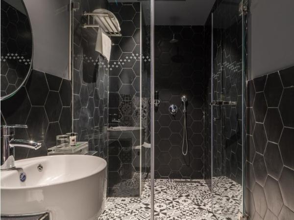 Hotel B plus L : photo 6 de la chambre studio avec vue sur jardin